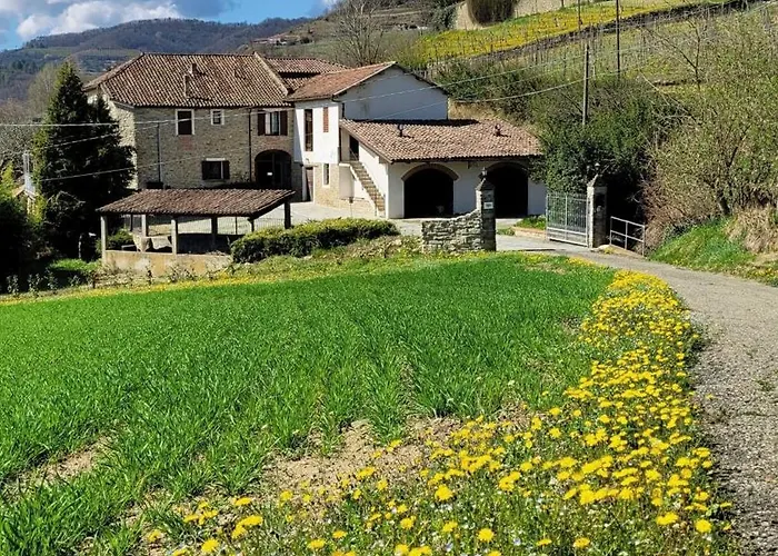 Dolcetto In Cascina Marenco Langhe Apartamento