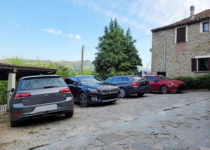 Apartamento Dolcetto In Cascina Marenco Langhe *